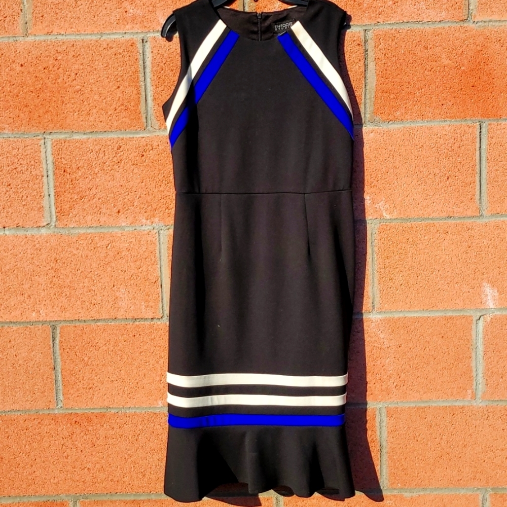 Enfocus Dress